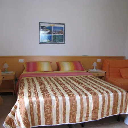 Monte Gruttas * Camisa