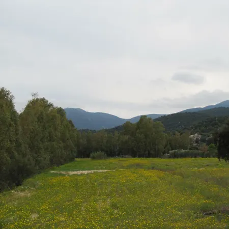 Κατάλυμα σε φάρμα Monte Gruttas