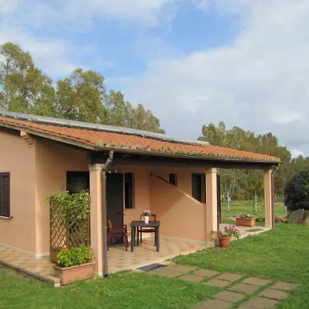 Κατάλυμα σε φάρμα Monte Gruttas *