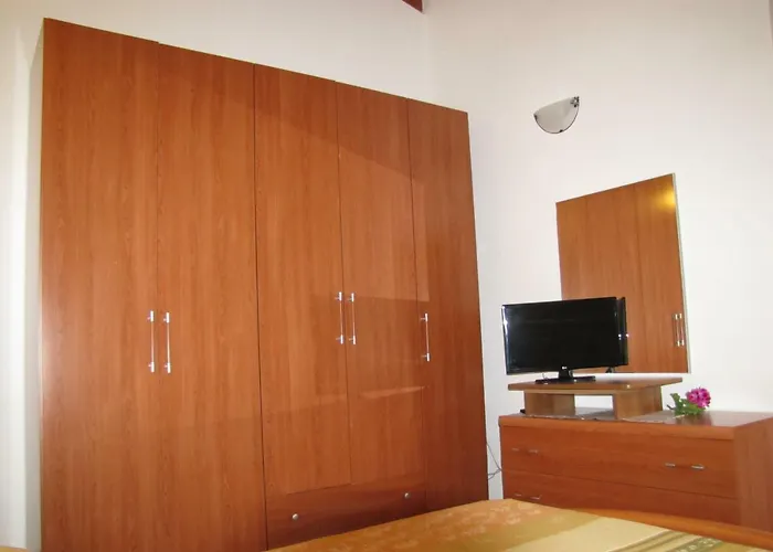 Monte Gruttas ファームステイ Camisa