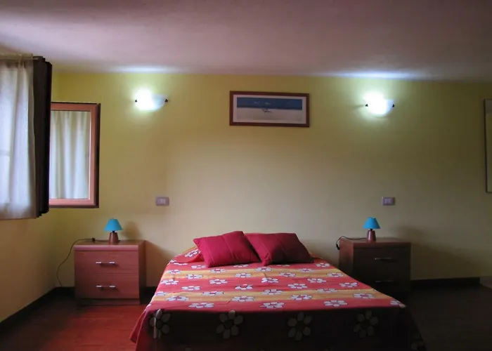 Monte Gruttas Камиза