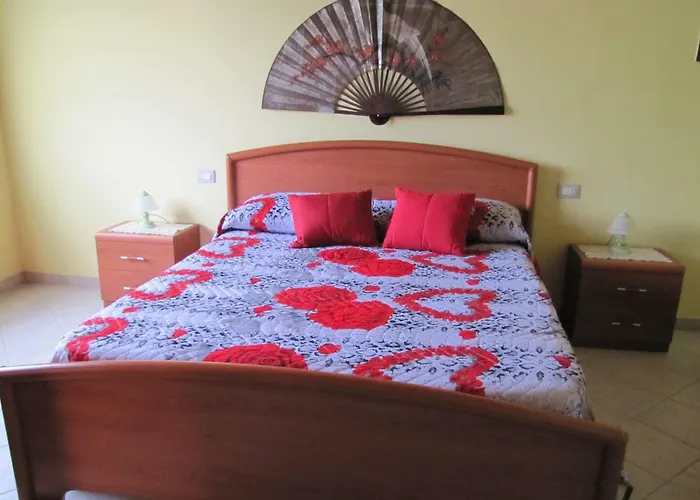 Monte Gruttas Камиза