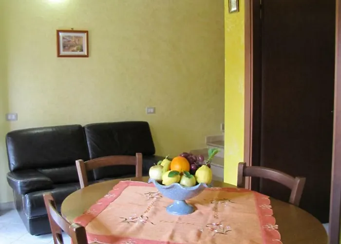 Monte Gruttas Камиза